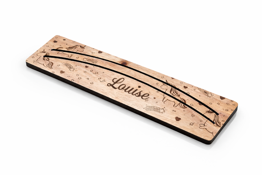 Support à cartes de jeux enfant personnalisé – Bois naturel